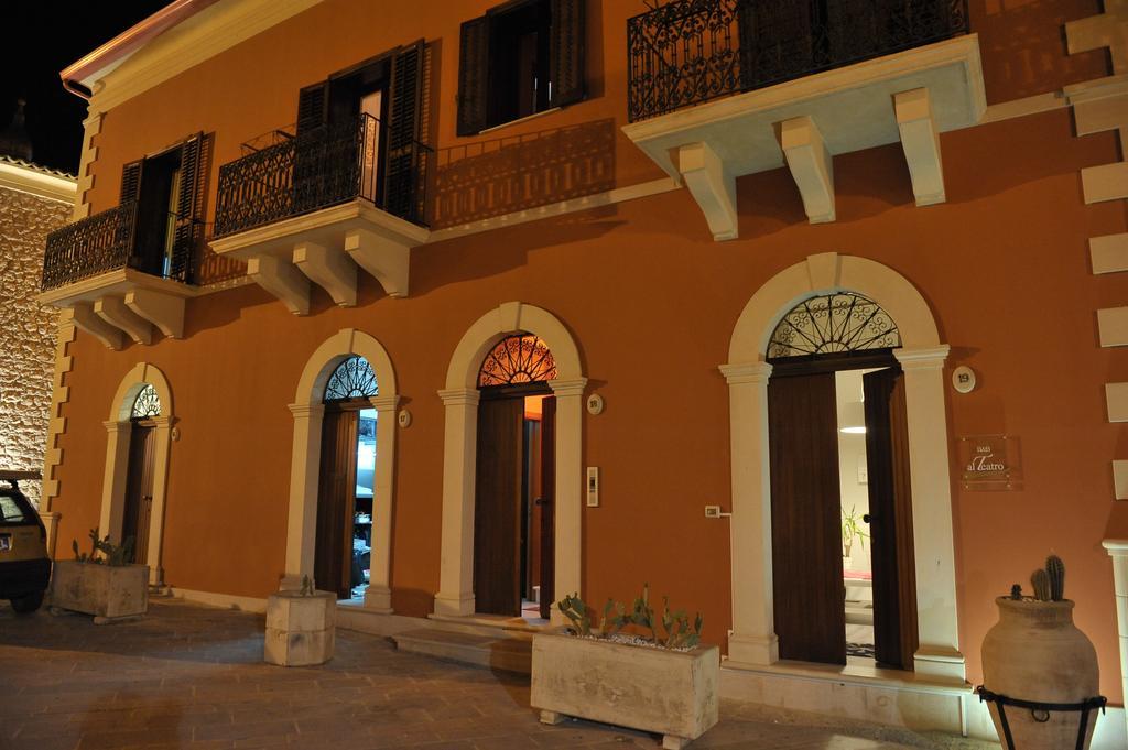 كوميزو B&B Al Teatro الغرفة الصورة